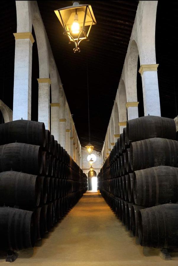 Sherryflat Trebol - Parking Jerez de la Frontera Exterior photo